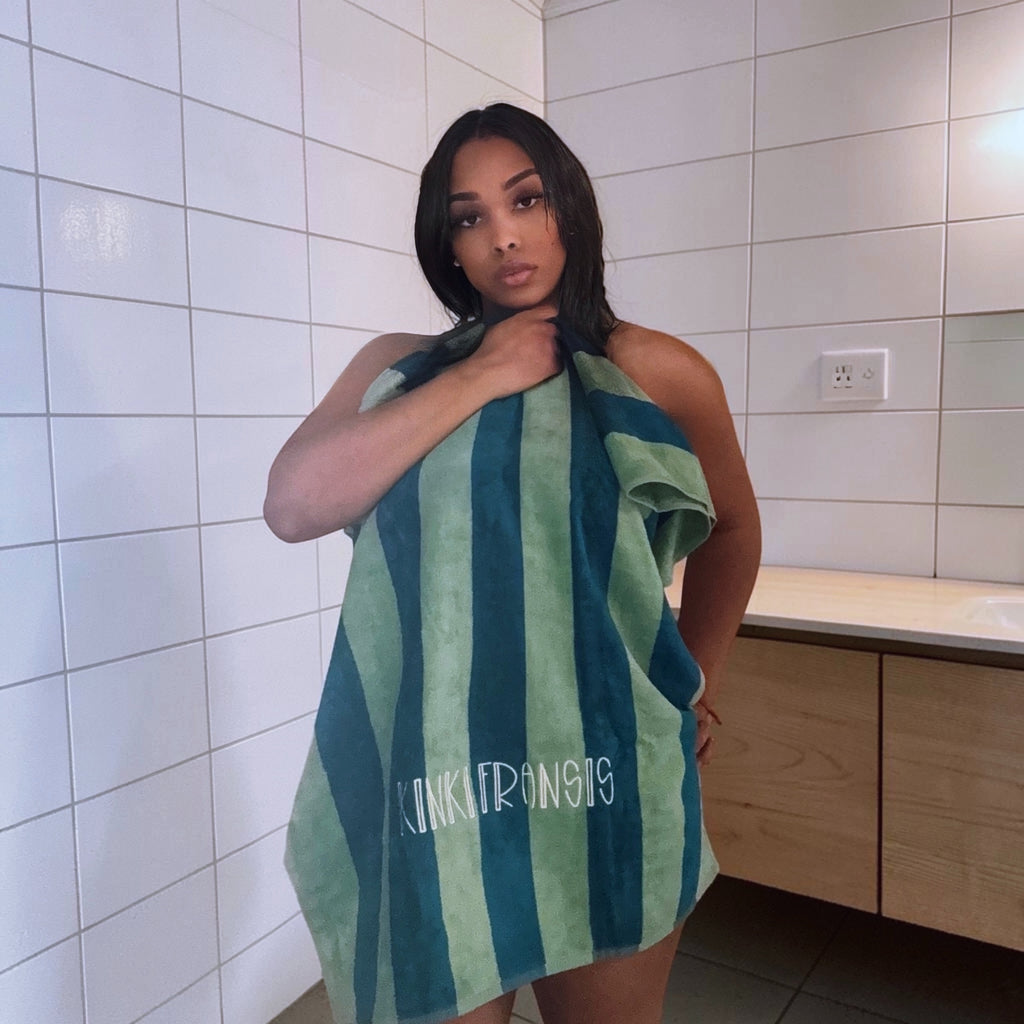 Kinki Fransis Towel
